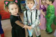 received_1425362081738842